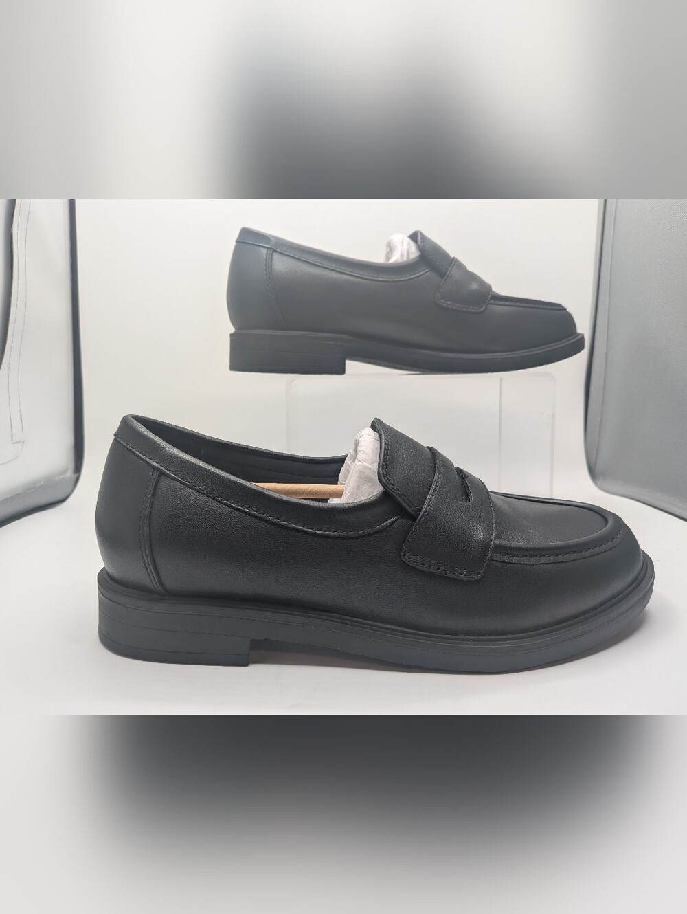 Reese Low Heel Classic Loafer - NWB Size 8 - Picture 4 of 16